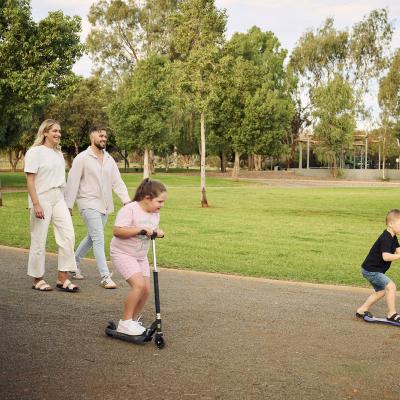 Family fun at GreenView parkland